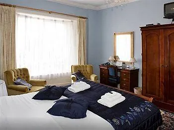 Hotel Desmond House 4*