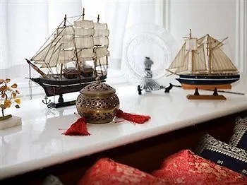 호텔 Desmond House 4*